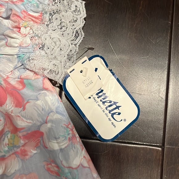 NWT Vintage Romper🌈 - Picture 3 of 5